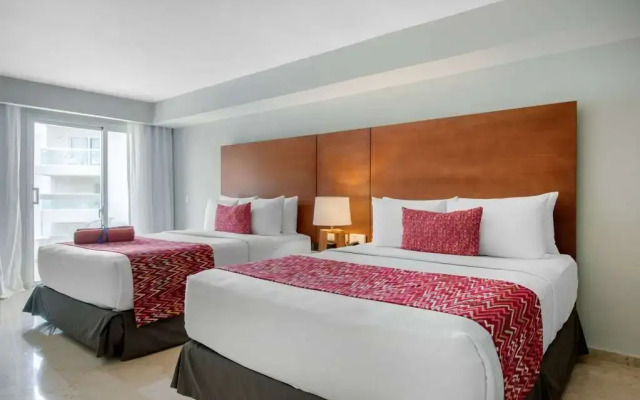 Playa Naco Resort & Spa