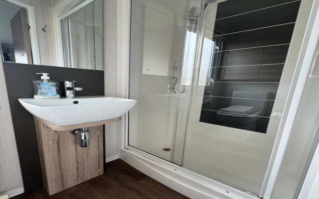 Lovely 2-bed Caravan in Seton Sands