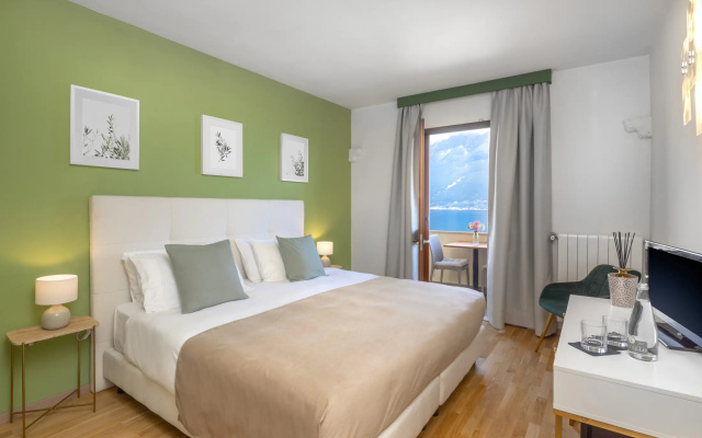 Hotel Meandro - Lake View