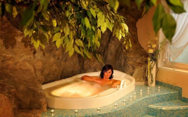 Hotel Tyrol