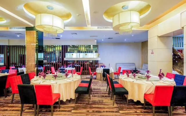 Fengyanjianguo Hotel