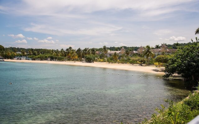 Emerald Corner at Fishermans point