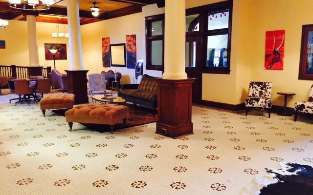 Hotel LaBonte