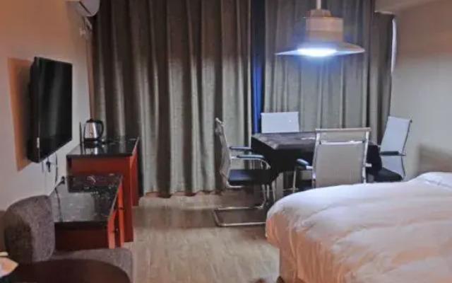 Lujiang Luping Business Hotel
