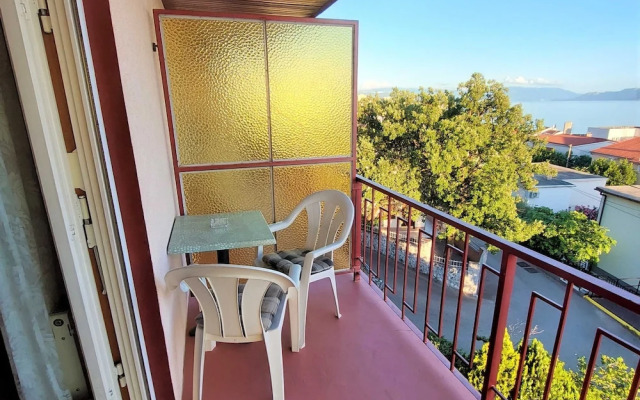 Sleek and Serene Rooms Crikvenica