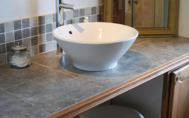 Maison de Charme Dans Domaine 17eme