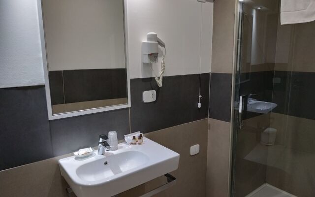 Best Western Riviera By Happyculture