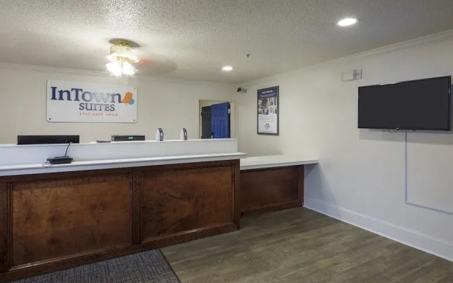 InTown Suites Extended Stay Greensboro NC - Airport