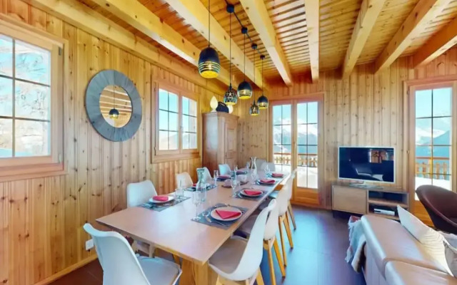 Chalet in the Heart of the Mountains