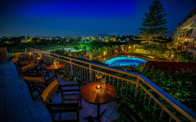 Roxani Hotel