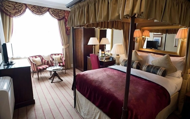 Colonnade Hotel London