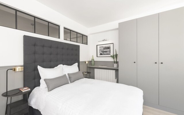 Luxury 3BDR Le Marais III by Livinparis