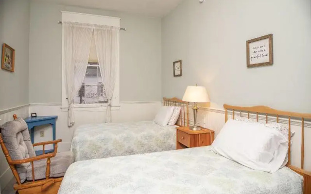 The Jeremiah Mason House B & B