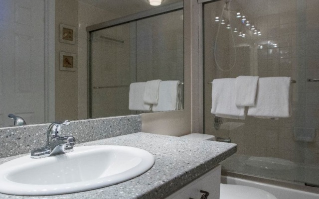 Ocean Pointe Suites at Key Largo