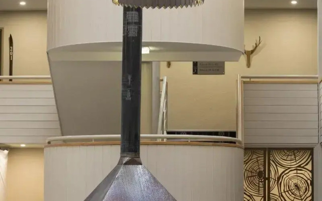 The Sebel Pinnacle Valley Resort