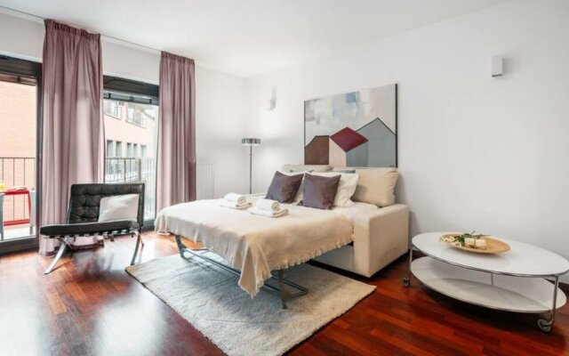 American Soho Style Apartment 10 min Walk to the Old Town