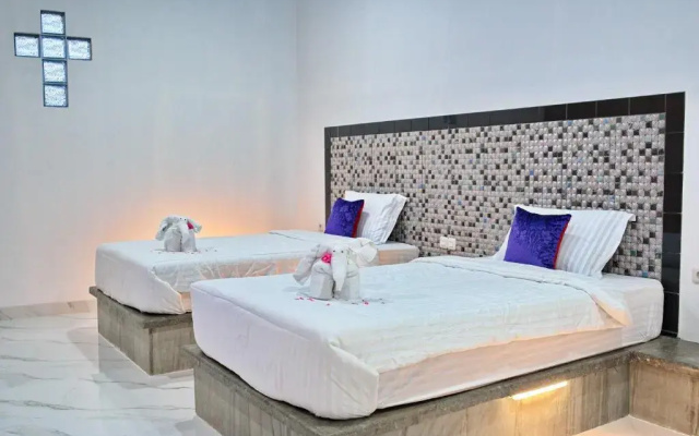 Seamount Hotel