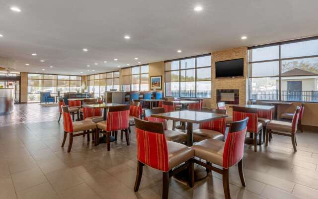 Comfort Suites Pelham Hoover I-65