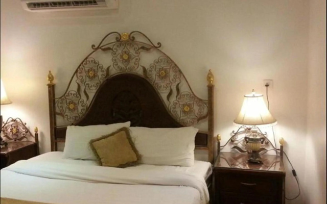 OYO 641 Home Furnished Apartments - 1BHK