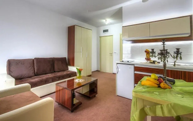 Bristol Apartments