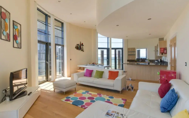 Westbay Penthouse