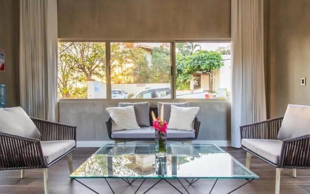 Mother Earth Vegan Hotel & Restaurant