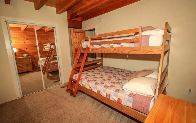 Arktos Jewel-589 by Big Bear Vacations