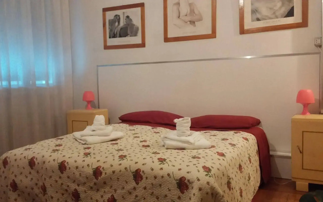 Venice Treviso Airport Bed
