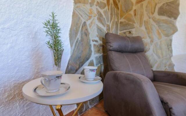 Villa Sol Alozaina by Ruralidays