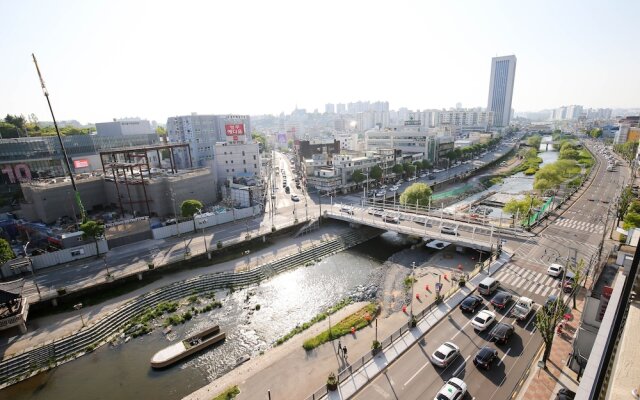 Chungjangro 1st Boutique Hotel