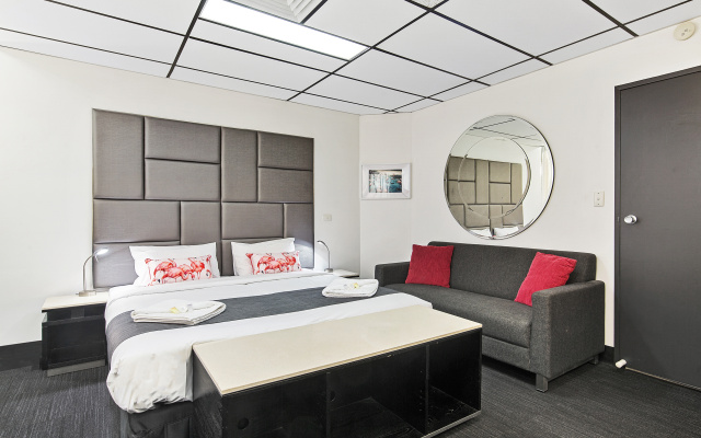 Eminence on Bank – Guest Rooms – Adelaide
