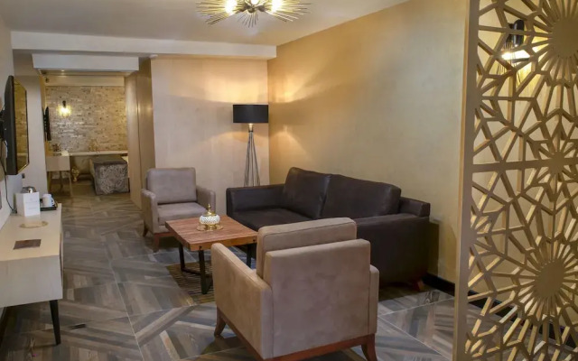 Enki Royal Cesme Hotel
