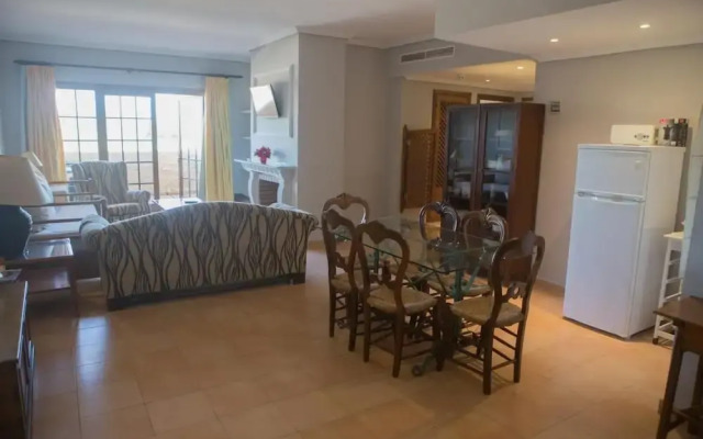 Apartamentos Turísticos Bahía Sur