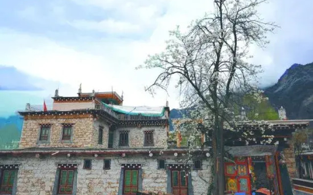 Dezi Qingmai Homestay