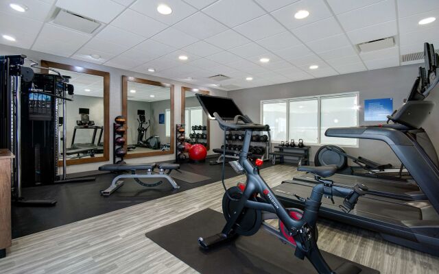 Hampton Inn & Suites Yonkers