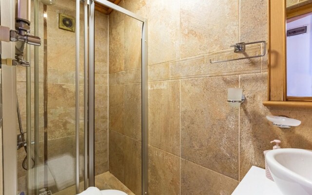 Lovely Flat Near Trendy Attractions in Balat Fatih