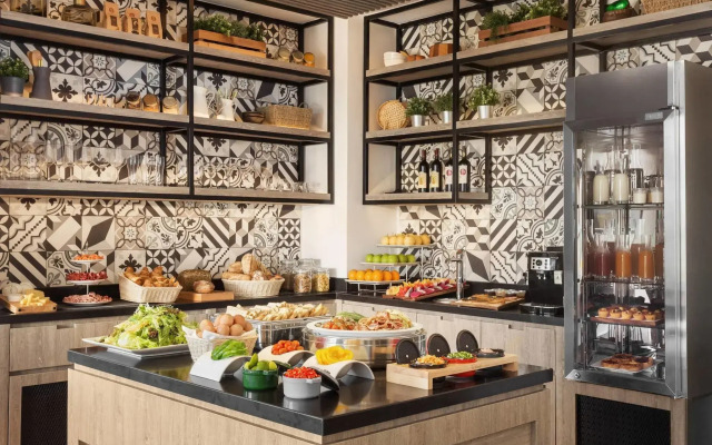 Courtyard by Marriott Phnom Penh