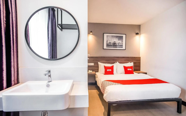 OYO 89576 Mokka Hotel