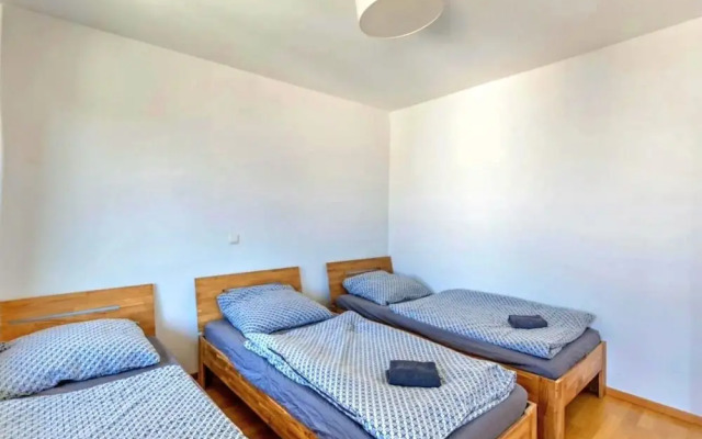 Stunning 1-bed Apartment in Neuss