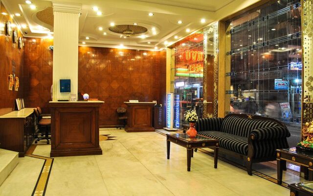 Capital O 2242 Hotel Yuvraj Deluxe