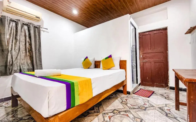 Hotel OakWood Baga
