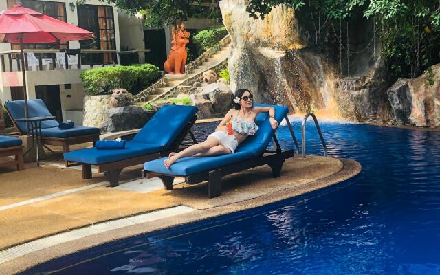 Club Bamboo Boutique Patong Beach Resort