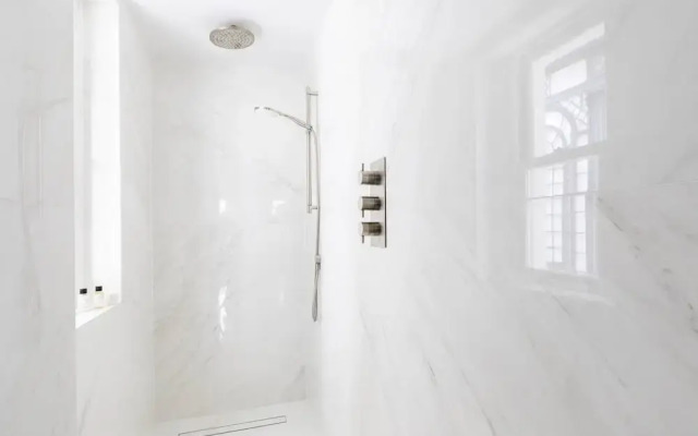 Elvaston Place III by Onefinestay