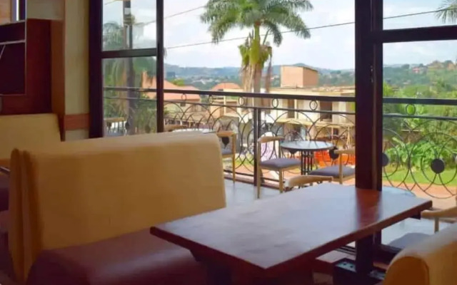 Tenda Suites and Restaurant