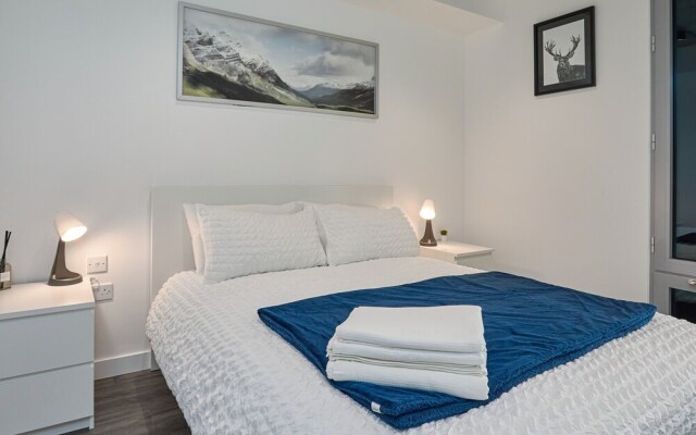 Immaculate 2-bed Apartment in London