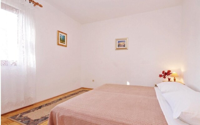 Amazing Home in Zadar With Wifi and 2 Bedrooms