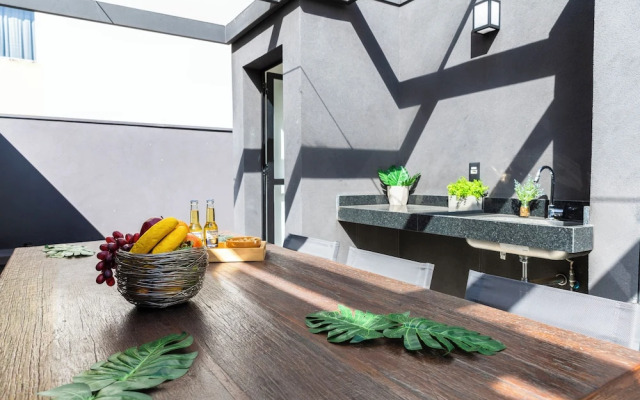 Casa com 2 suítes AC Higienópolis