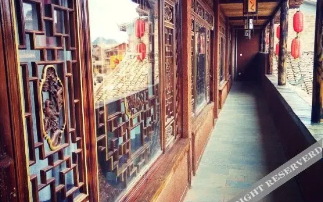Xinlaigelou Inn