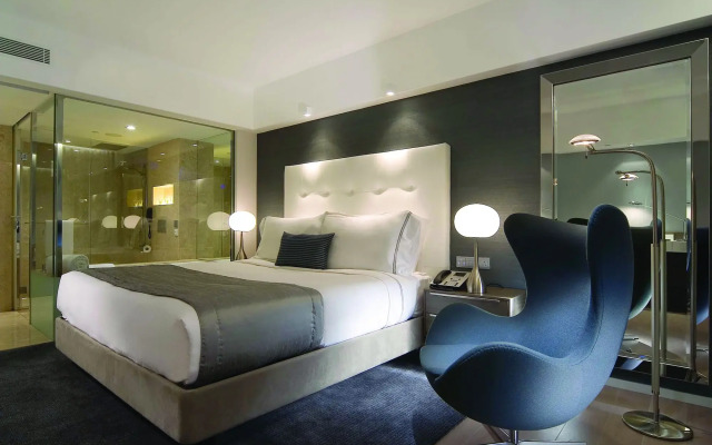 The Mira Hong Kong Hotel