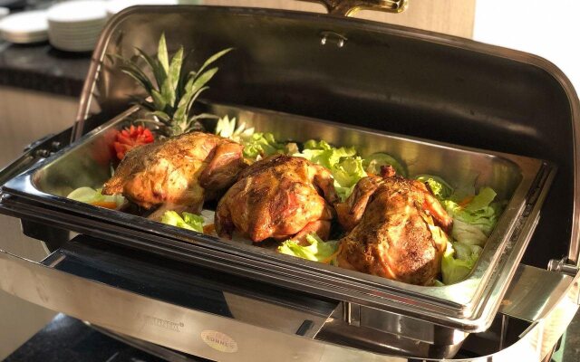 Hotel Ayola Sunrise Mojokerto